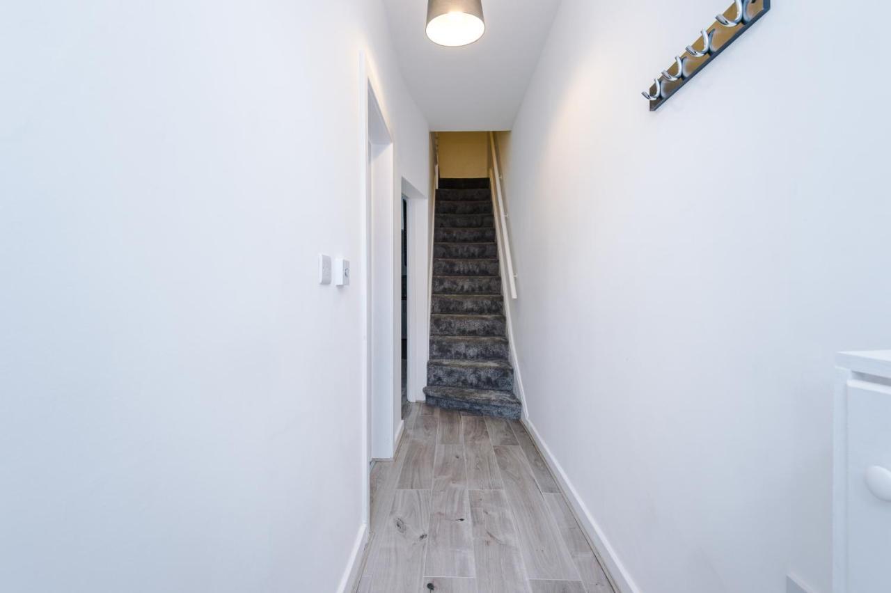 Villa Cosy 3 Bed 3 Bath House - Central Liverpool -Self Check-In & Free Parking! Extérieur photo